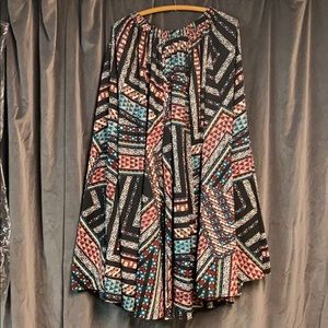 Large Maxi Skirt with Black and White Pattern